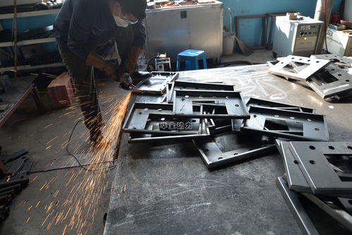 圖解發(fā)電機(jī)組控制柜批量化生產(chǎn)